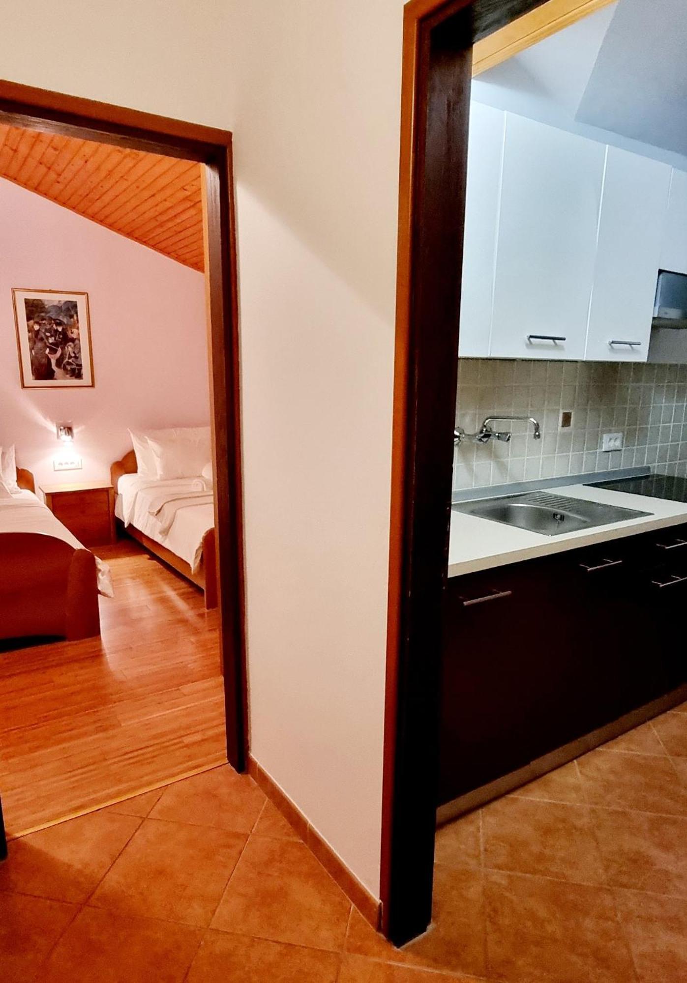 Nadija Rooms Funtana Dış mekan fotoğraf